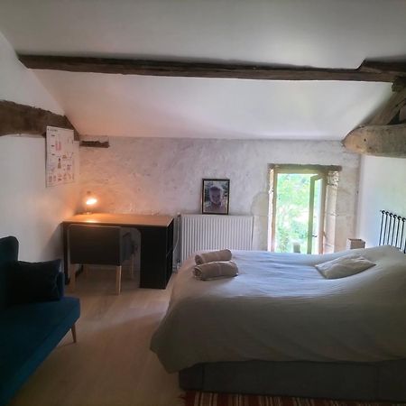 Saint-Martin-de-Lerm Chambres 2 Personnes Dans Notre Maison Girondine חדר תמונה