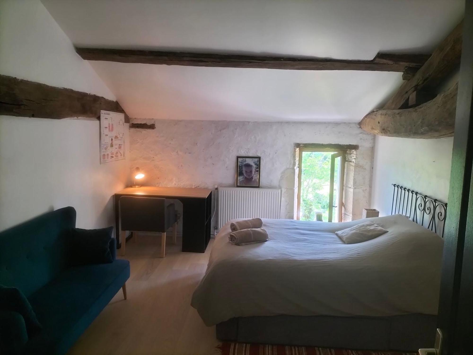 Saint-Martin-de-Lerm Chambres 2 Personnes Dans Notre Maison Girondine חדר תמונה